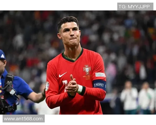 四大帅哥足球明星排名揭晓 谁是足坛最具魅力的球星 四大帅哥足球明星排名揭晓 谁是足坛最具魅力的球星