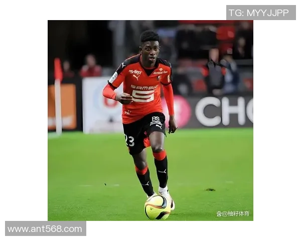 细数那些退役足球球星绰号背后的传奇与动人故事